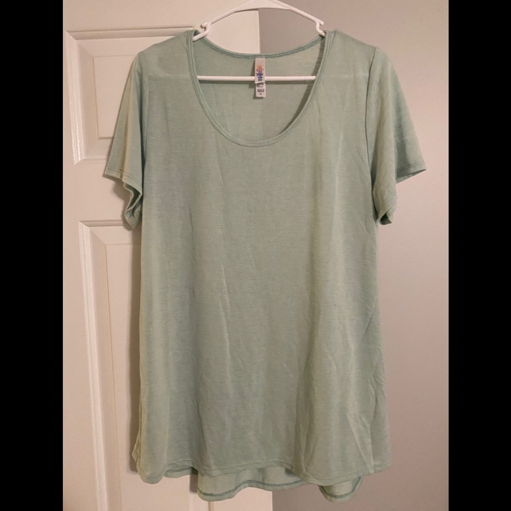 LuLaRoe Classic T - Size XL